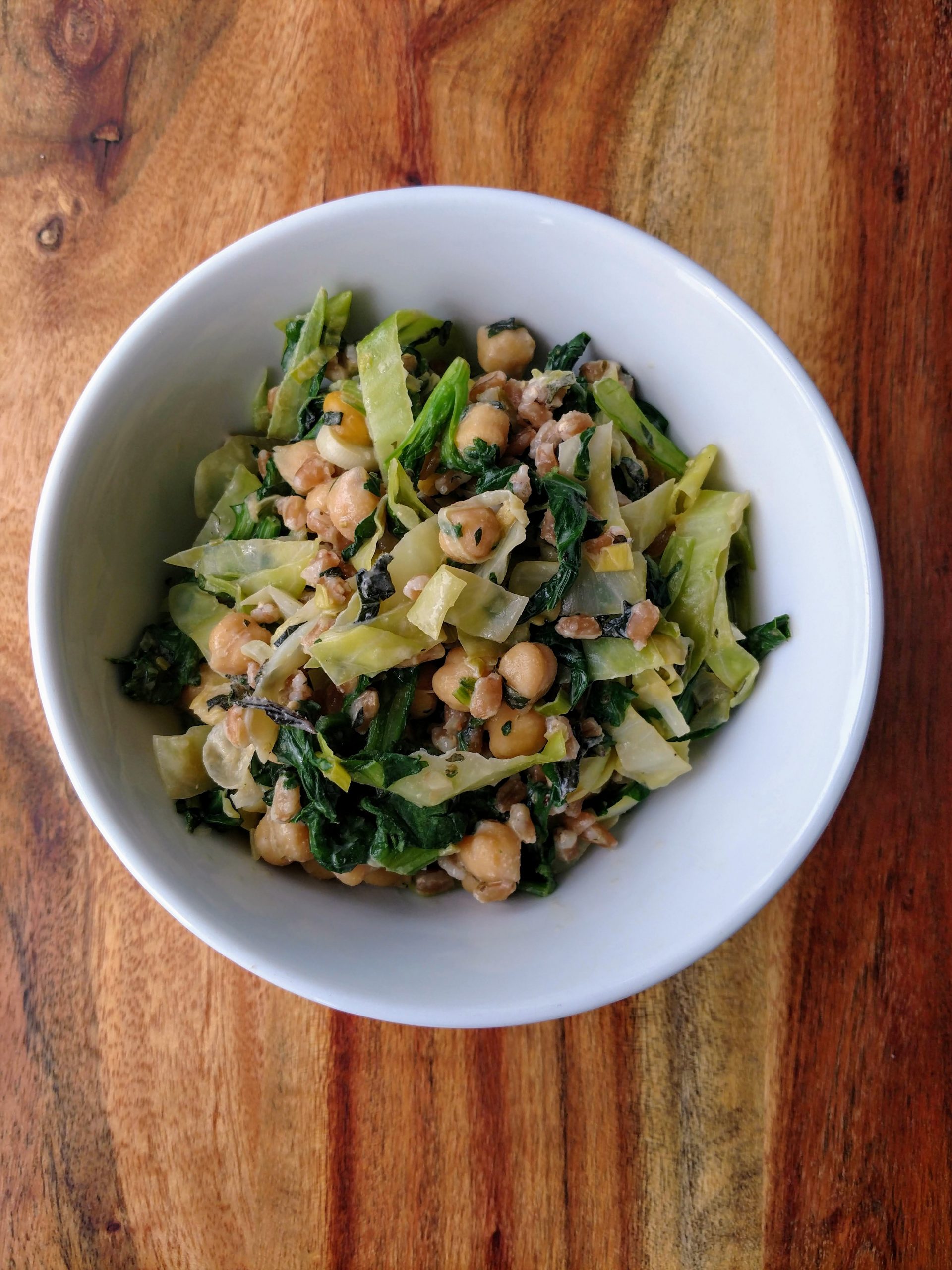 Farro & Chickpeas w/ Cabbage, Leek & Spinach Tahini Dressing